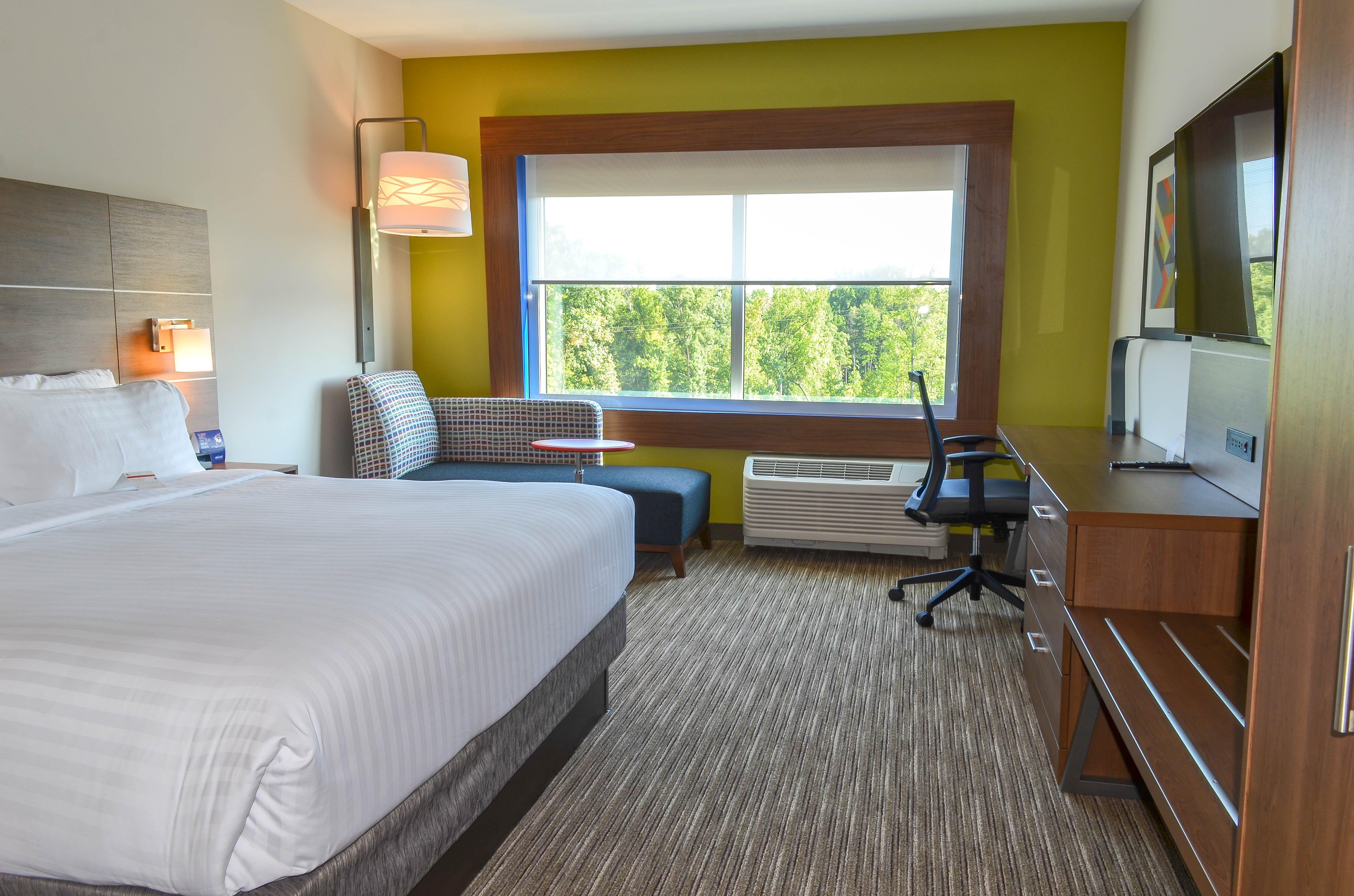 Holiday Inn Express & Suites Raleigh Airport - Brier Creek By Ihg Ngoại thất bức ảnh